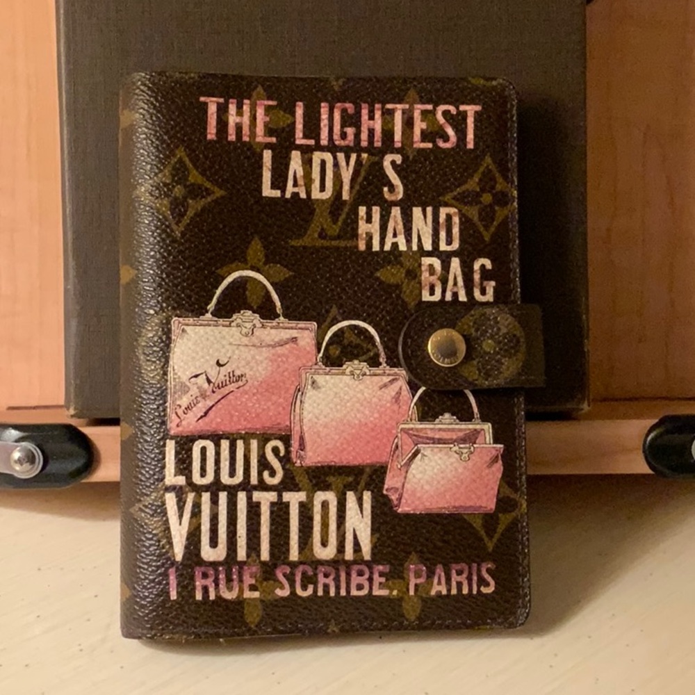AUTENTIC Louis Vuitton Agenda note book limited edition
